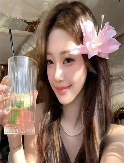 纪录片经典《女儿们的恋爱怦然心动篇》的市场表现与观众反响 ——纪录片爱好者的必读指南