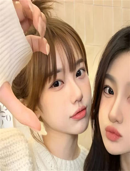 奇幻片技术揭秘：《花街狂奔》的创作历程与幕后故事 ——深入探索奇幻片的艺术世界